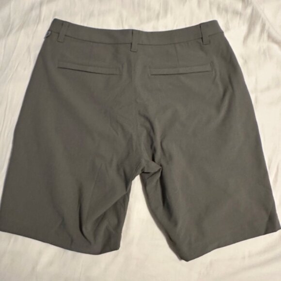 Commission Classic-Fit Short 9" Warpstreme - Sage Grey sz.32 - Picture 3 of 4